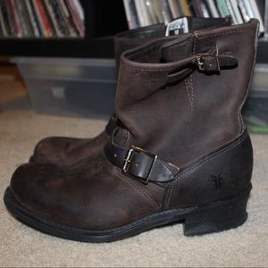 Engineer 8R Frye boots